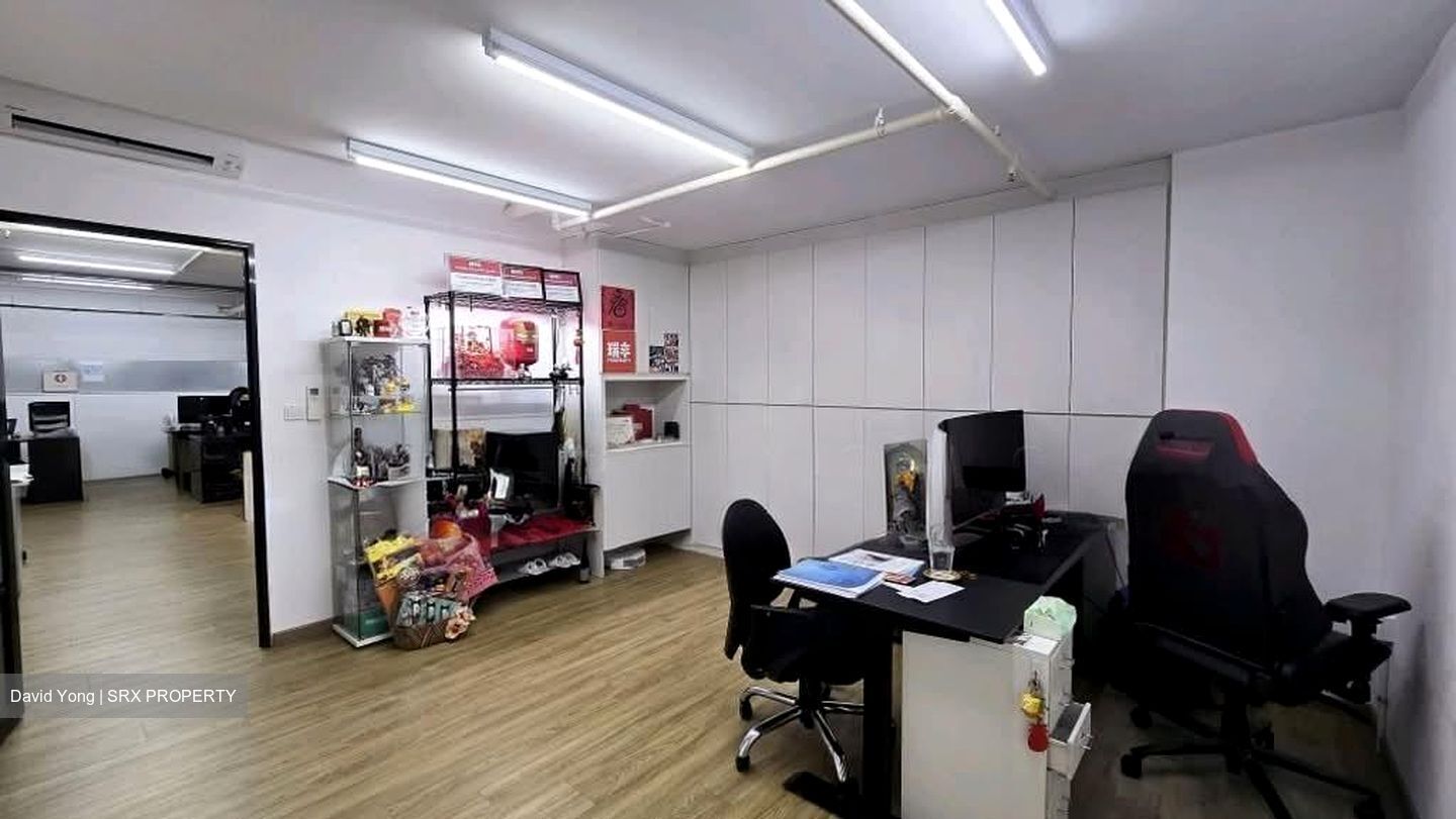 E9 Premium (D27), Factory #553735651